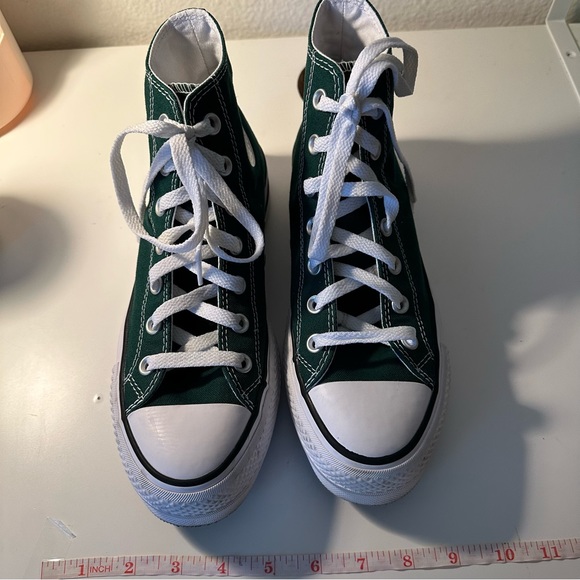 Size 7.5 women’s platform green converse - Picture 5 of 9